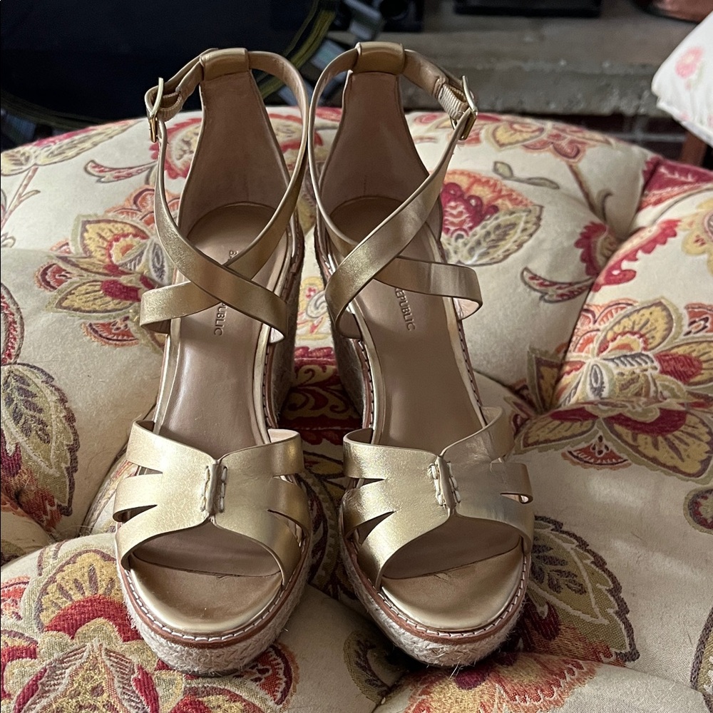Banana Republic Metallic Gold Wedge Sandals